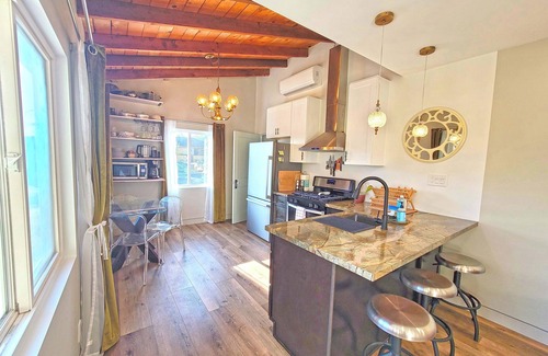Old Town Camarillo House | Old Town Charmer walking distance to restaurants/nightlife