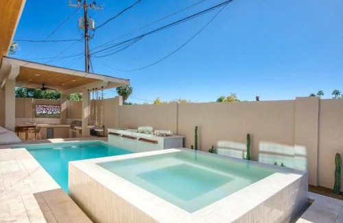 South Scottsdale House | Old Town Coolidge by HoZho