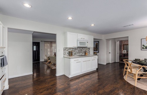 Cox Heights House | Old Town | Luxury | New Heated Pool | Oasis | Golf