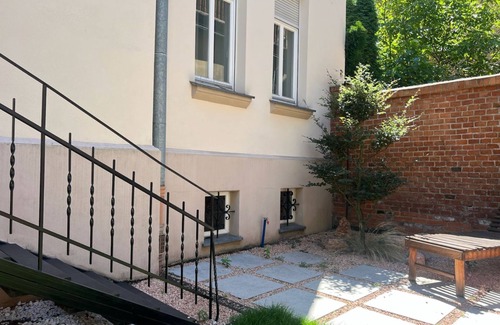 Stradom Apartment | Old Town Oasis - LoftAffair