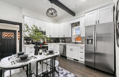 University North House | Old Town Retreat with Hot Tub - Steps from CSU!