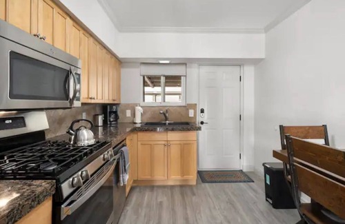 Southwest Village Apartment | Old Town Scottsdale Cozy Getaway