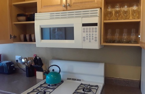 Downtown Albuquerque House | Old Town with private garden: quiet, spacious, CLEAN!