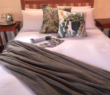 Dullstroom House | Old Transvaal Inn Accommodation