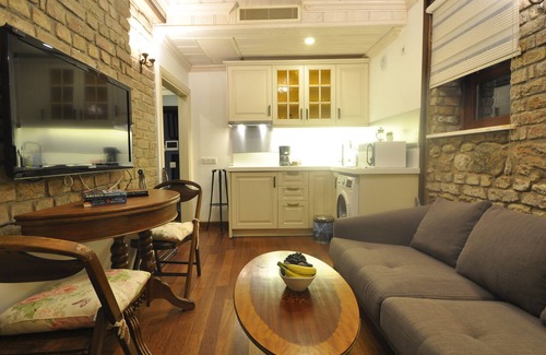 Balat Apartment | OLD VİNTAGE APARTMENT İN BALAT