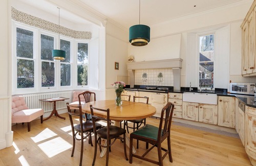Shanklin Apartment | Old Vicarage Garden Apartment - Isle of Wight