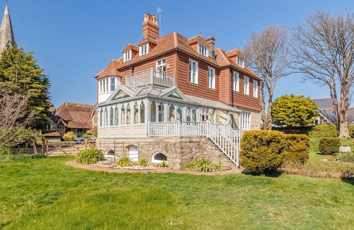 Shanklin Apartment | Old Vicarage Garden Apartment - Isle of Wight