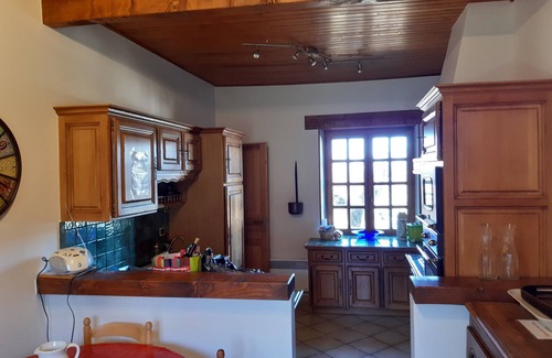 Saint-Sauves-d'Auvergne House | Old village school