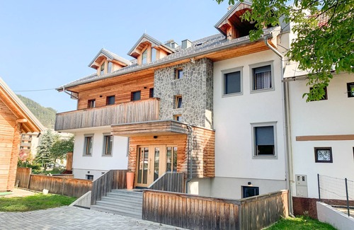 Bohinjska Bistrica Apartment | Old Village House - Holiday Nest
