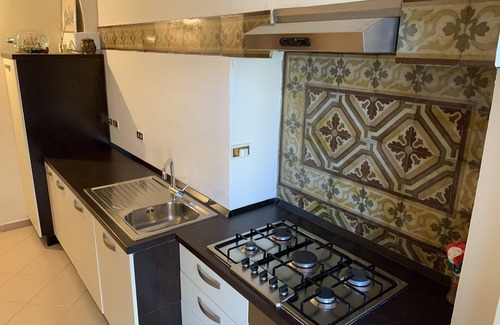 Cervo Apartment | Old Virginia house, charm with garden and sea