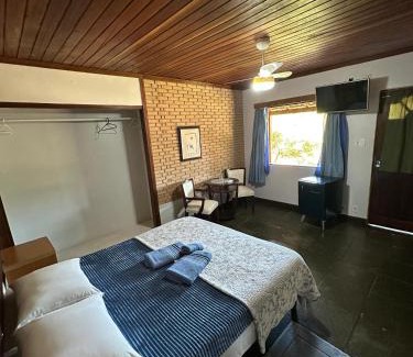 Solar da Mantiqueira House | Old West Parada 19