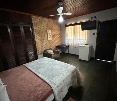 Solar da Mantiqueira House | Old West Parada 19