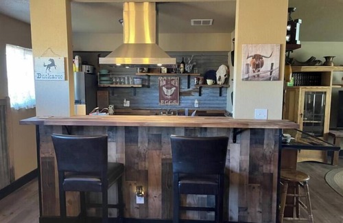 Kingman Apartment | Old Western Unit #6