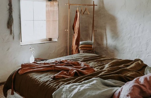 Ross Cottage | Old World Charm - Simplistic Luxury Cottage