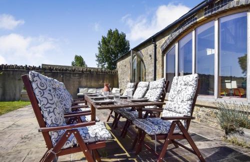 Elkstone House | Oldbury Barn