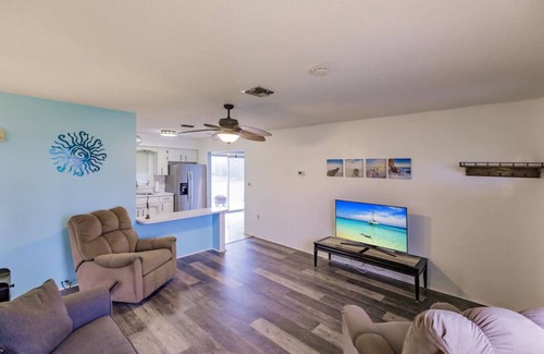 Englewood House | Olde Englewood Nook-Near the beaches