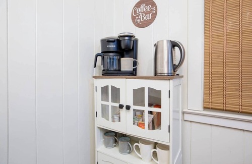 Winston - Salem House | Olde Towne Retreat WFU&UNSCA