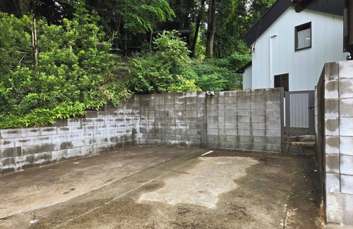 Yotsukaido House | Oldfashioned house surrounded by unique furniturepets allowedChess - Ikshuku Ikkei Life Connection chess room/Yotsukaido Chiba