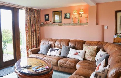 Warminster House | Oldfield