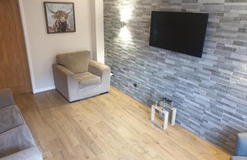 Livingston House | Oldwood Place Townhouse