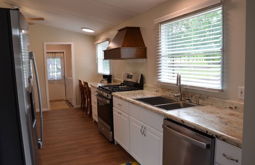 Abbeville House | Ole Blue's Lake House