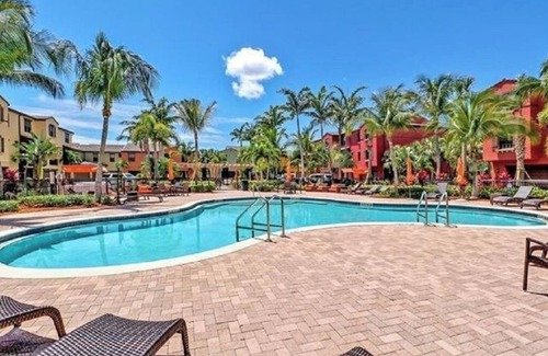 Ole House | Ole Oasis - Resort living at it's finest!