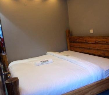 Narok Hotel | OLENG'OTI GARDENS
