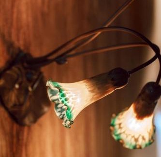 Olinda Apartment | Olinda Enchanted Tower Spa Gas Log Fire and Netflix