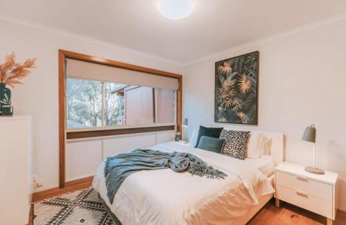 Olinda Apartment | Olinda Nature Retreat 4 Bed 3Bth House Fire, Bath