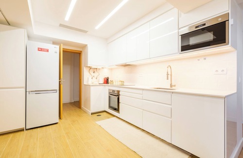 Olivais Apartment | Olivais - Large Apartment Near Airport