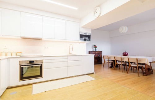 Olivais Apartment | Olivais - Large Apartment Near Airport