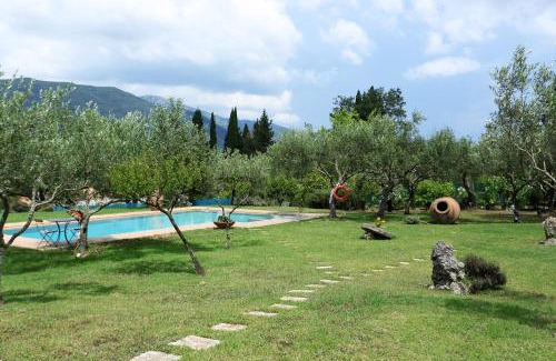 Ano Korakiana House | Olive Áno Korakiána