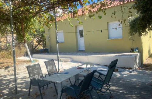 Skala Sotiros House | Olive Green House