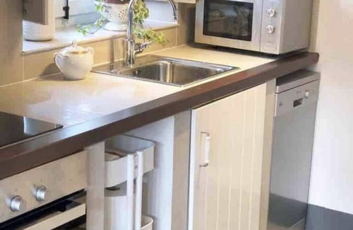 Tornon House | Olive Grove House (VV-1656-AS)