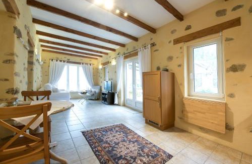 Eleftheres Apartment | Olive Hill