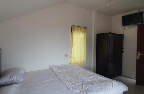 Parapat House | Olive Homestay
