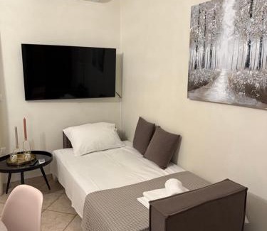 Kalamata Apartment | Olive House