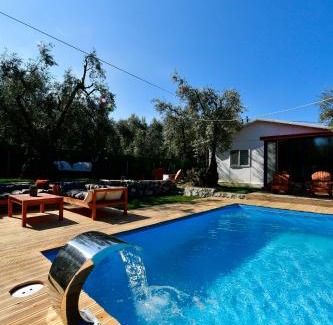 Iznik House | Olive & Lake Villa- Heated pool