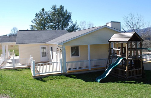 Mountain City House | Olive Leaf Cottage Suite