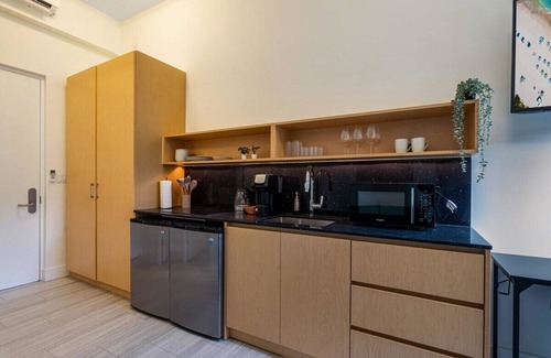 East Little Havana Apartment | Olive Studio | Standard | Roof Deck, Garden