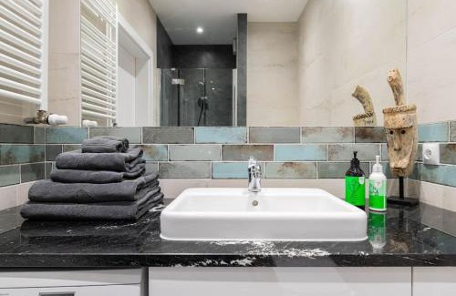 Katowice Apartment | Olive Tree Apartment - Klimatyzacja - Air conditioning-self-check-in
