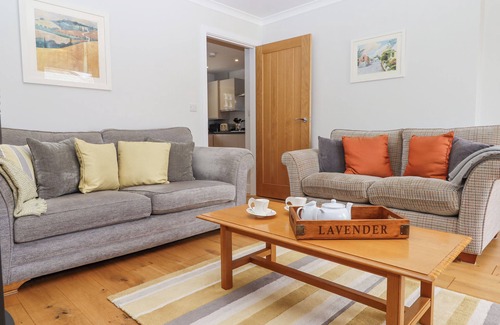 Aylesbeare Cottage | OLIVE TREE COTTAGE, family friendly, with open fire in Aylesbeare