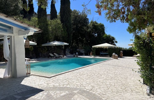 Morlupo House | Olive Tree House nestled in romantic greenery with fireplace