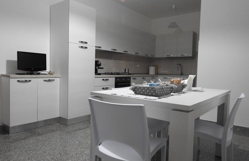 Piane d'Archi-Quadroni Apartment | Olive trees stay between sea and mountains
