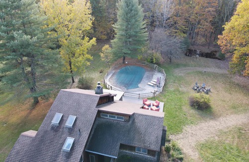 Olivebridge House | Olivebridge Oasis: Getaway with Hot Tub