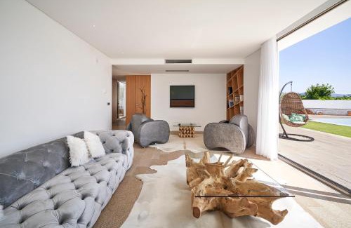Fundao House | Oliveira House