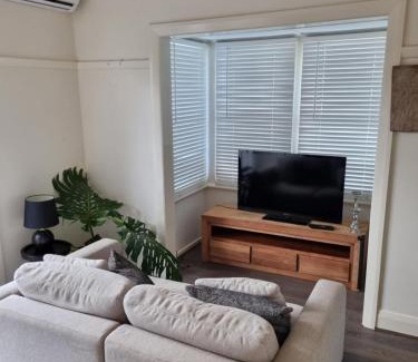 Frankston Apartment | Olivers Hill apartment