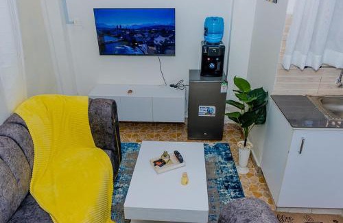Nanyuki Apartment | Olivet studio - California plaza