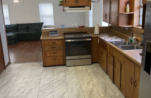 Port Lavaca House | Olivia Texas, quiet, tranquil location beautiful vies of Keller Bay.