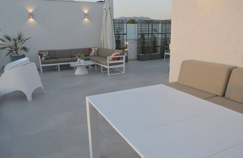 Kissonerga Apartment | Olymp Luxury House - Sea front 4 bedroom house
